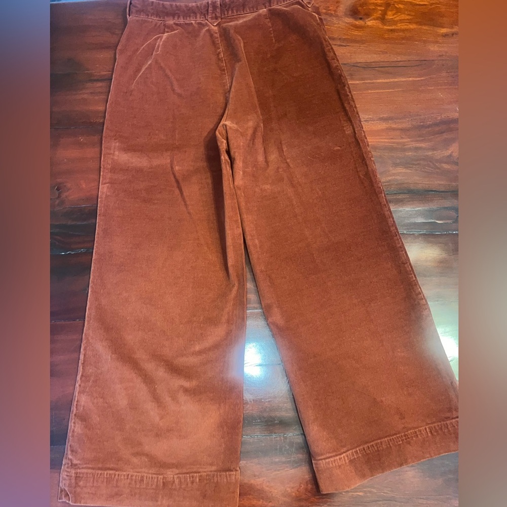 Frye Ilana Ultra High-Rise Corduroy
Wide-Leg Cropped Jeans Sz30 Dark
Orange - Picture 5 of 9